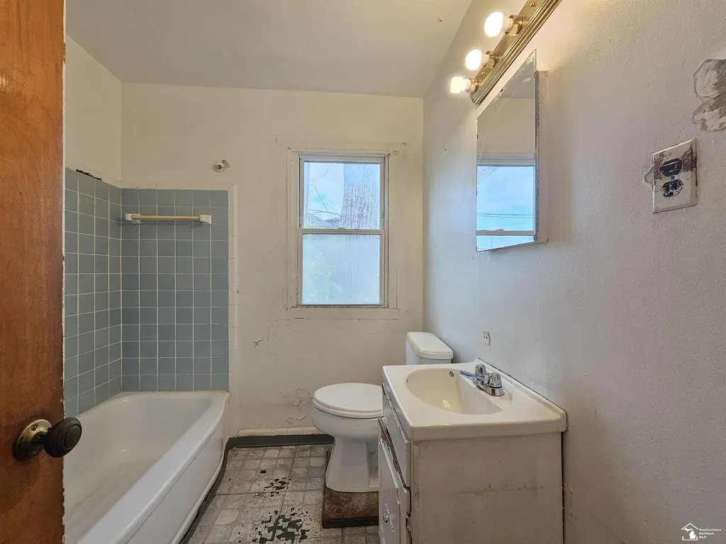 8620 Central Street Detroit City MI 48204