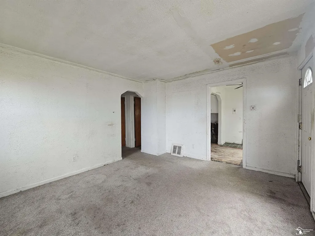 8620 Central Street Detroit City MI 48204