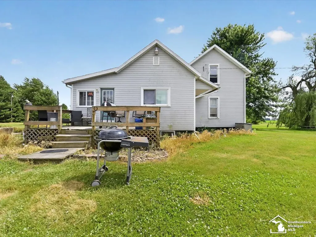 11952 Mc Mahon Road Blissfield Township MI 49228