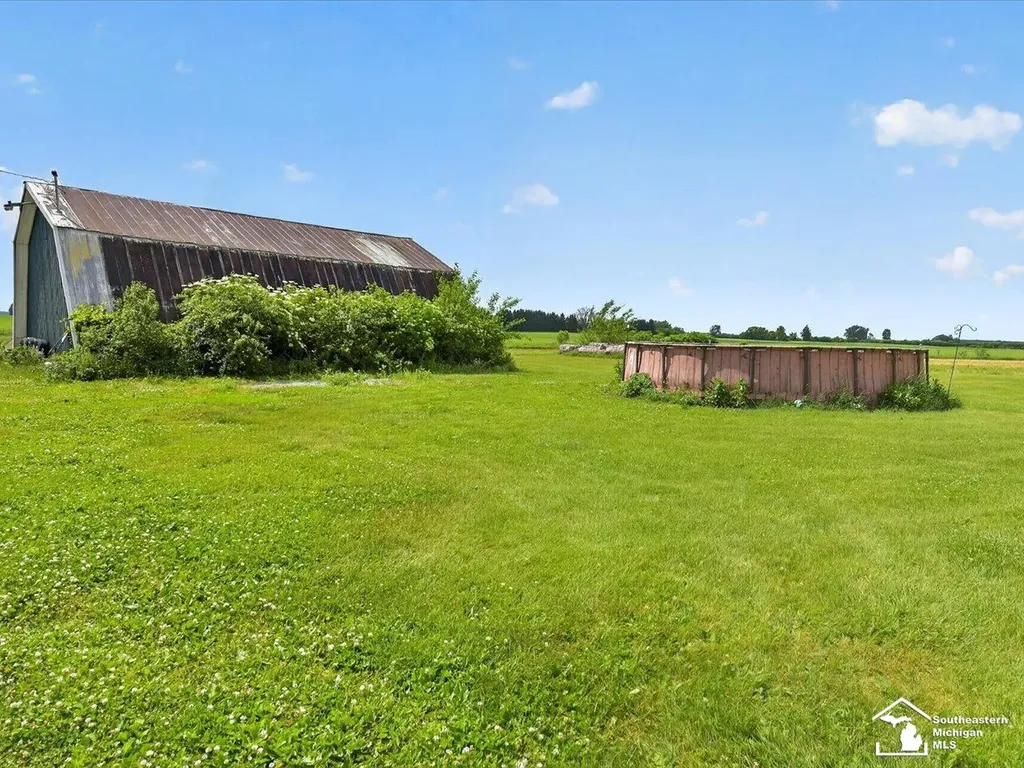 11952 Mc Mahon Road Blissfield Township MI 49228