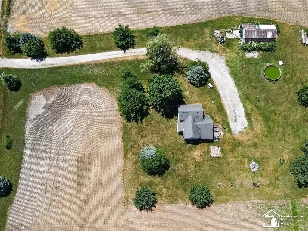 11952 Mc Mahon Road Blissfield Township MI 49228