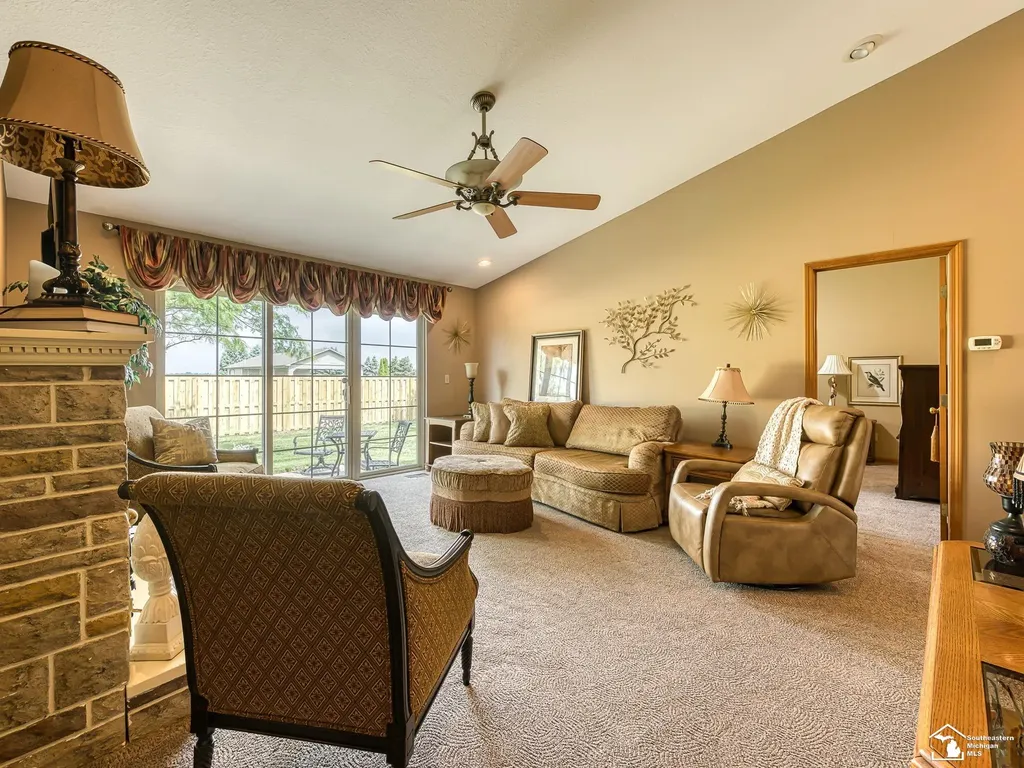 1611 Tony Court Frenchtown Township MI 48162