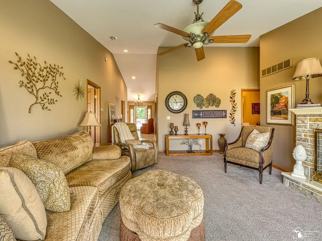 1611 Tony Court Frenchtown Township MI 48162