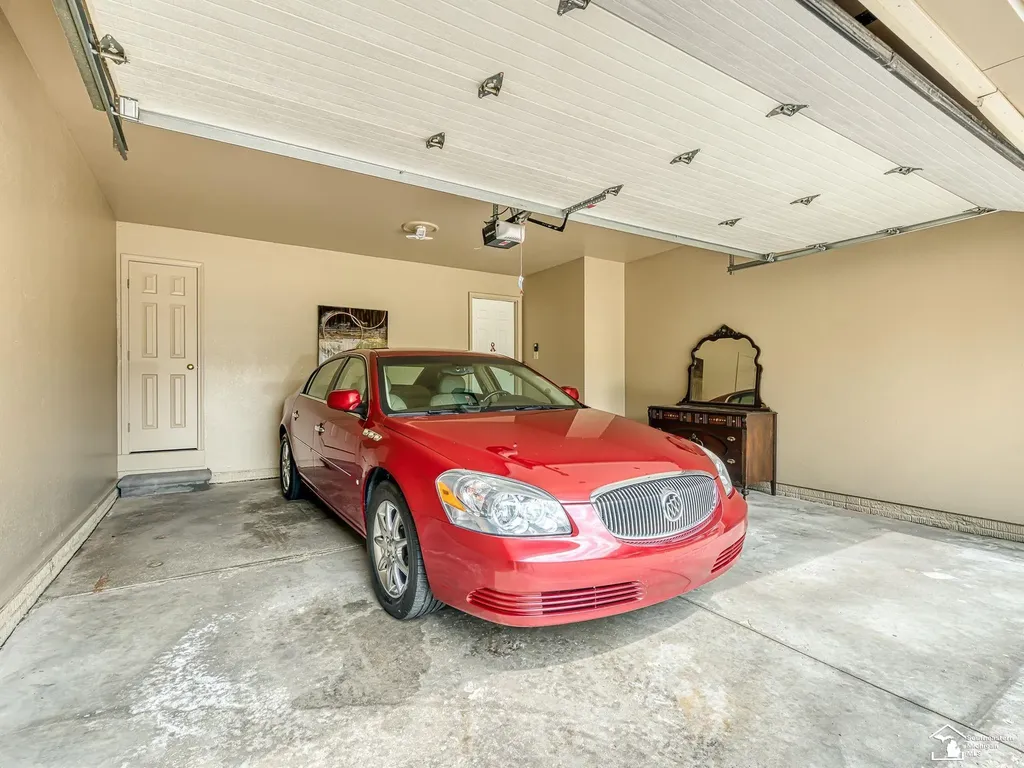 1611 Tony Court Frenchtown Township MI 48162