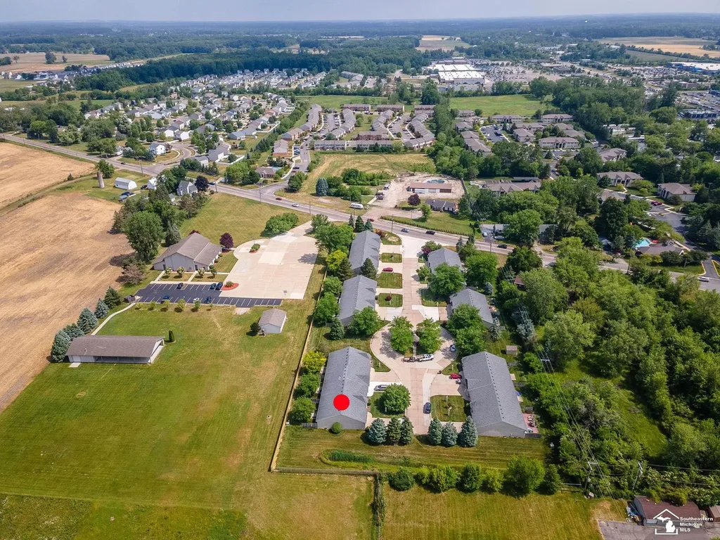 1611 Tony Court Frenchtown Township MI 48162