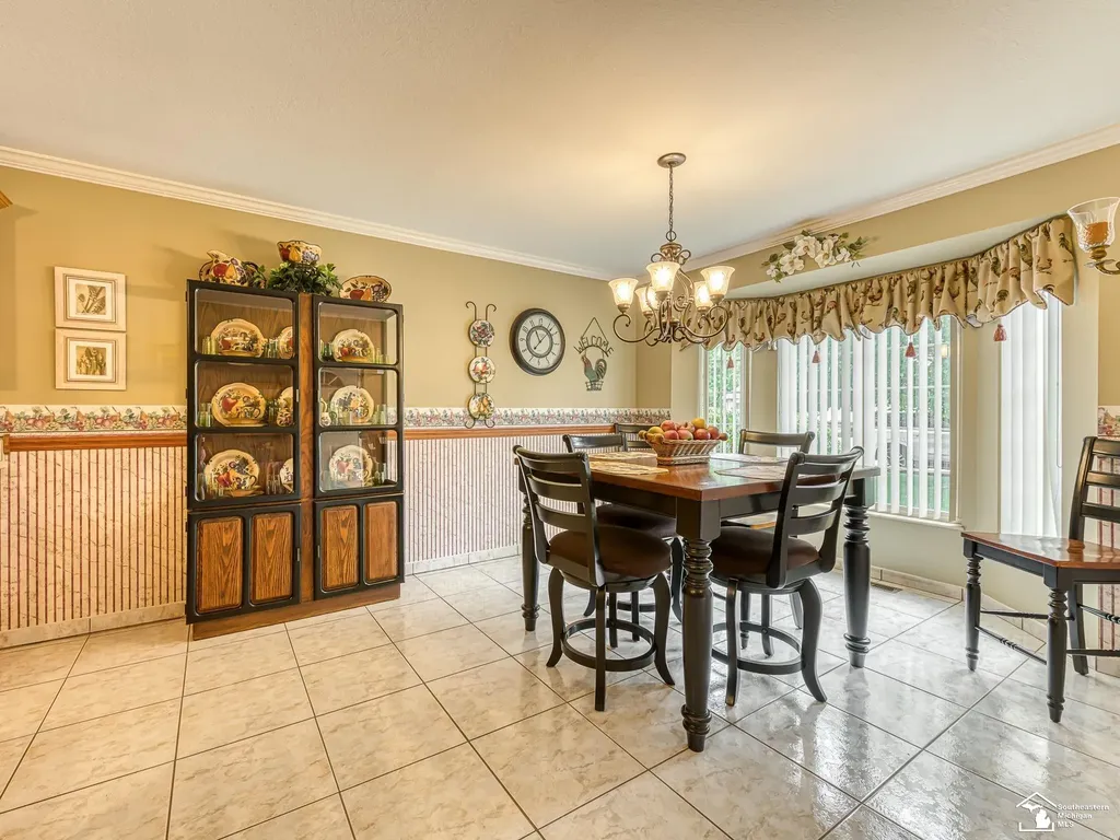 1611 Tony Court Frenchtown Township MI 48162