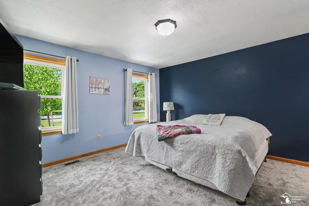 238 Sidney Street Dundee Village MI 48131