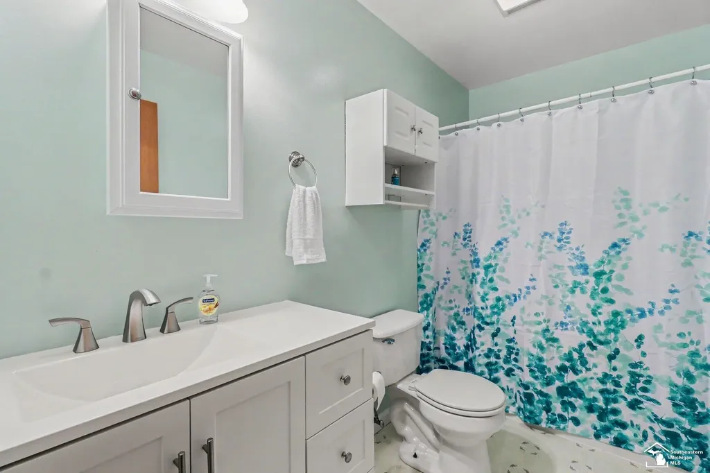 238 Sidney Street Dundee Village MI 48131