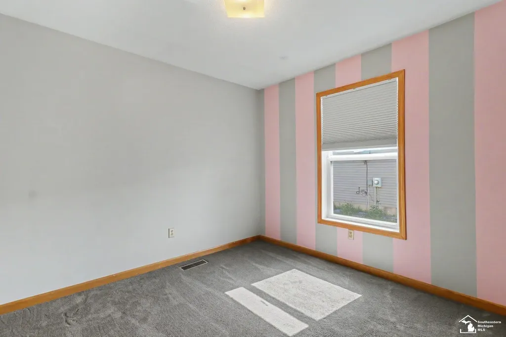 238 Sidney Street Dundee Village MI 48131
