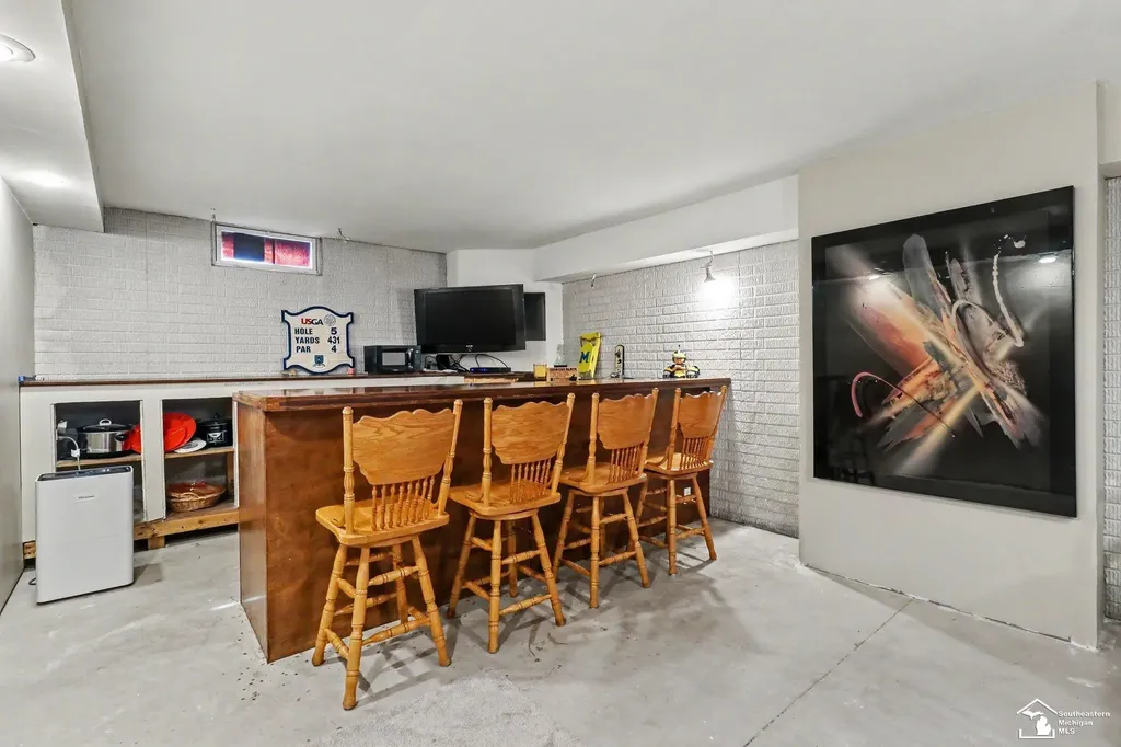 238 Sidney Street Dundee Village MI 48131