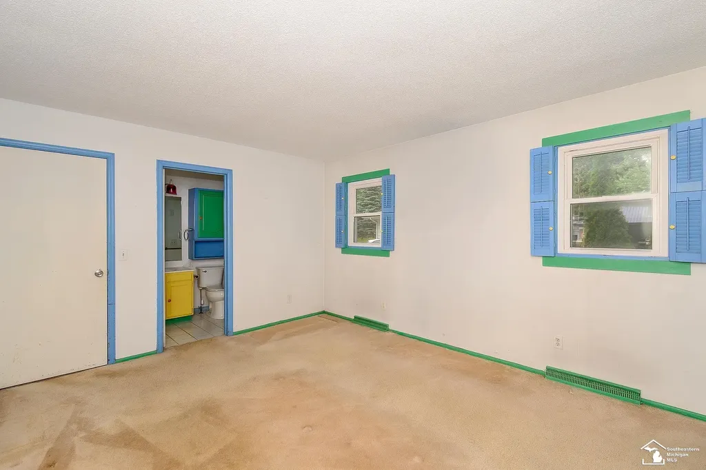 7904 Comanche Trail Bedford Township MI 48182