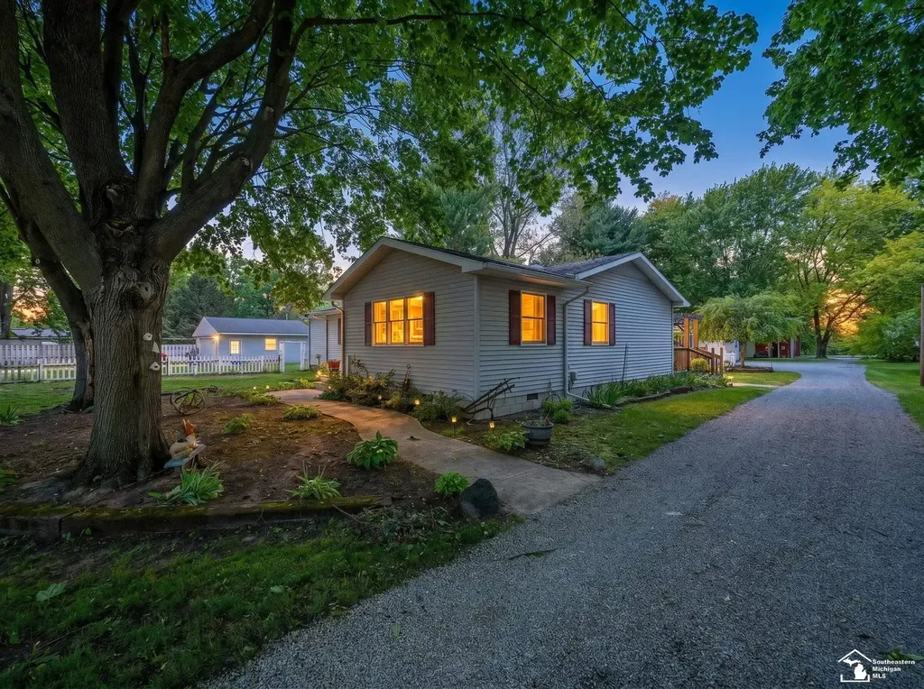 5215 Wells Road Summerfield Township MI 49270