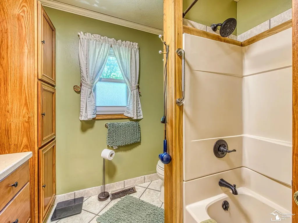 5215 Wells Road Summerfield Township MI 49270