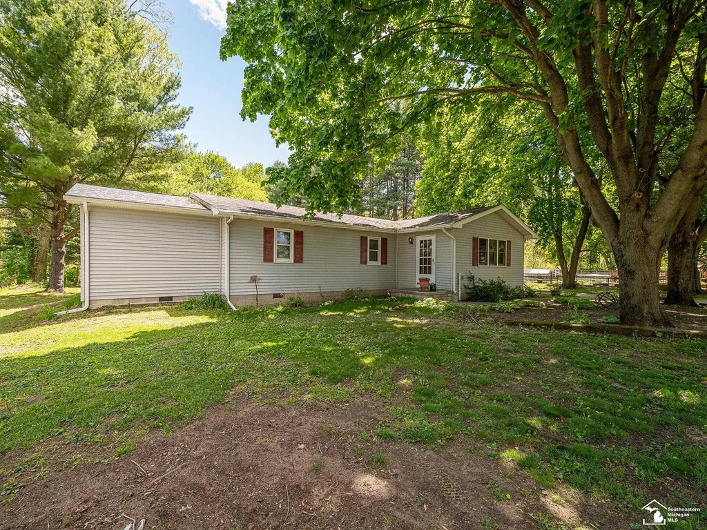 5215 Wells Road Summerfield Township MI 49270