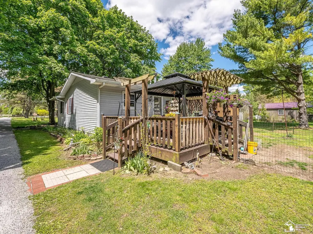 5215 Wells Road Summerfield Township MI 49270