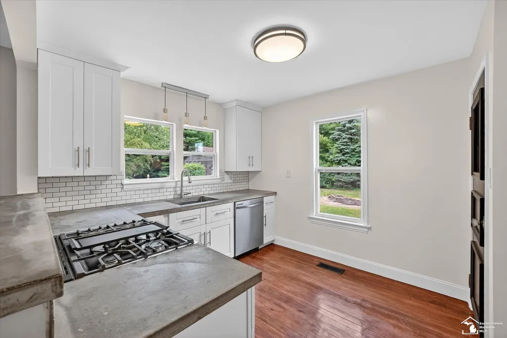 12472 S Custer Road Dundee Township MI 48131