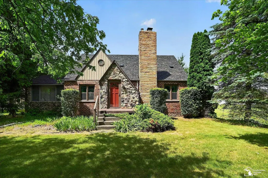 12472 S Custer Road Dundee Township MI 48131