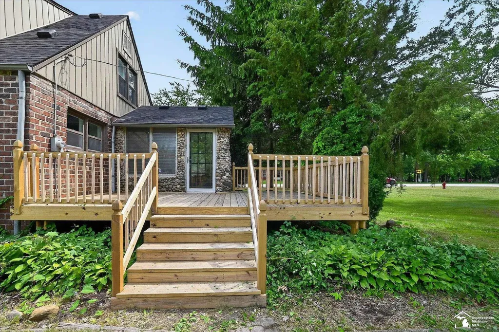 12472 S Custer Road Dundee Township MI 48131