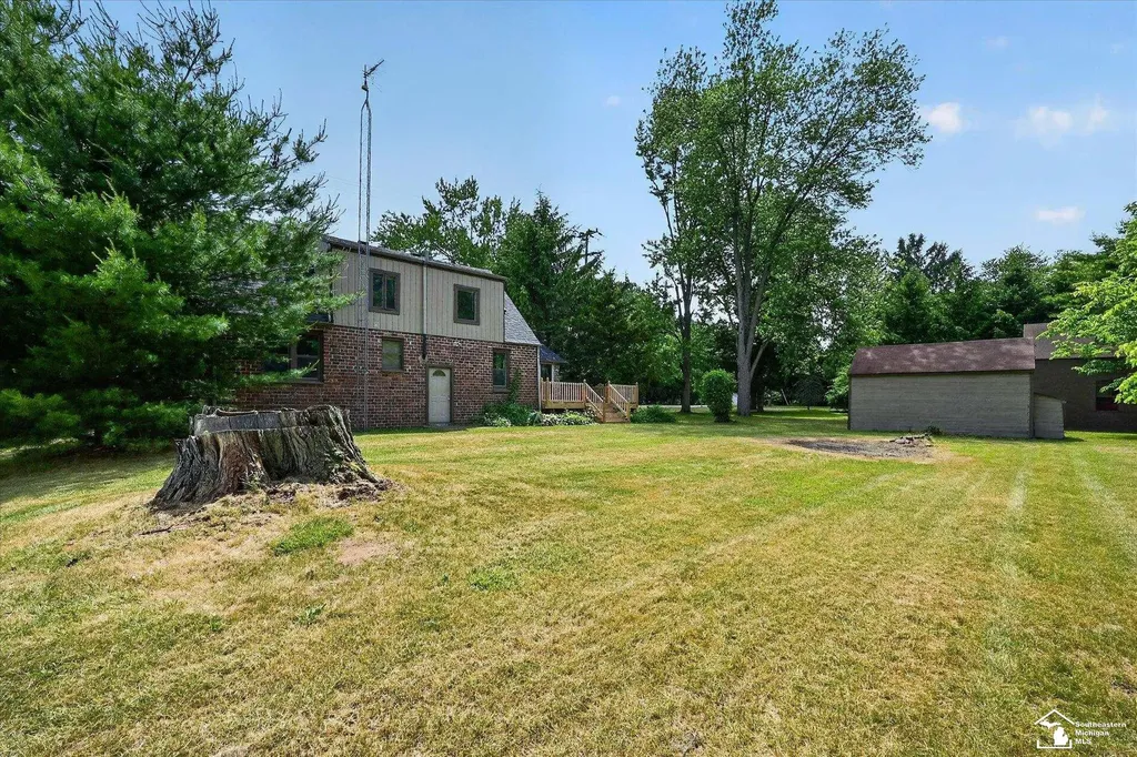 12472 S Custer Road Dundee Township MI 48131