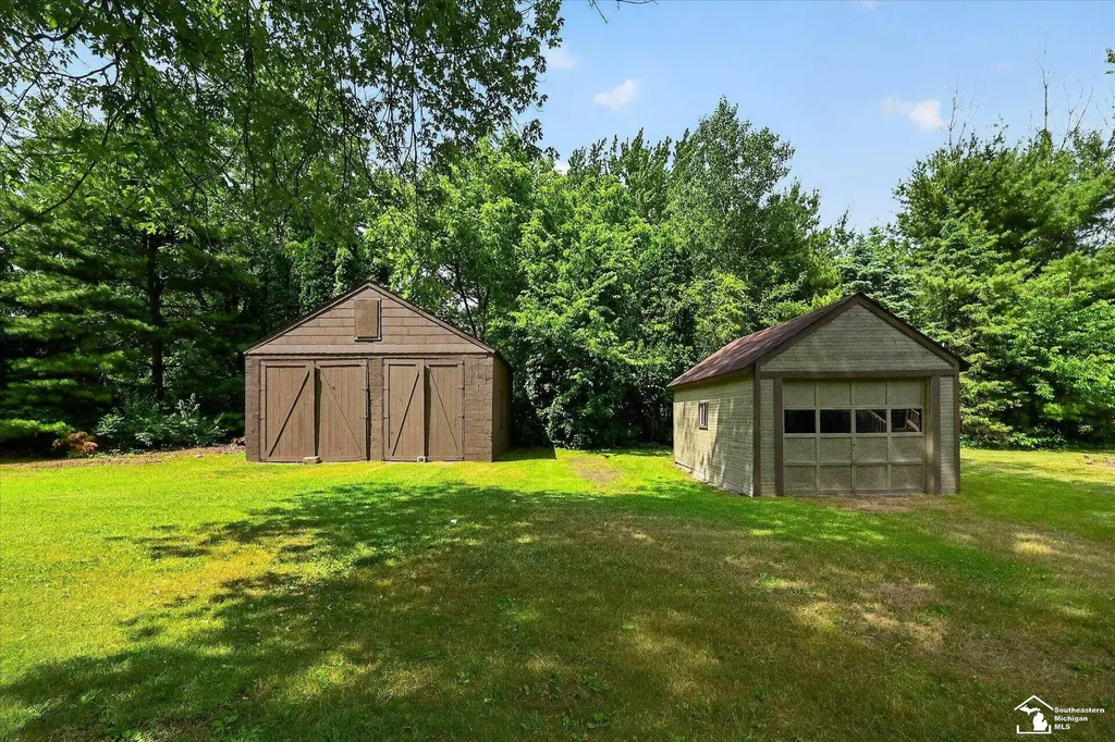 12472 S Custer Road Dundee Township MI 48131