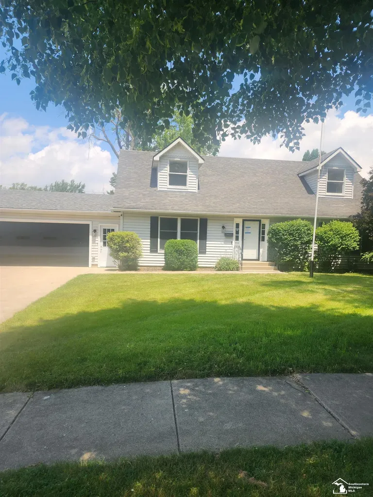796 Plank Street Dundee Village MI 48131