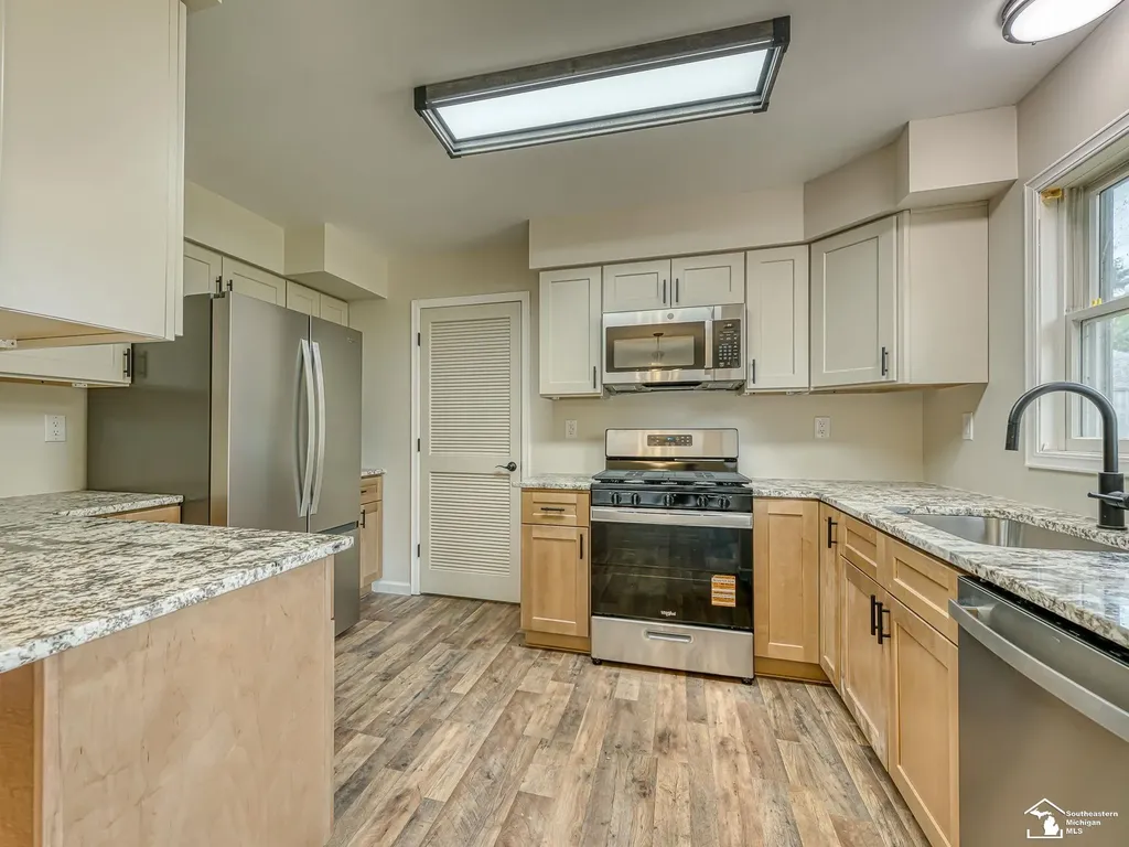 796 Plank Street Dundee Village MI 48131