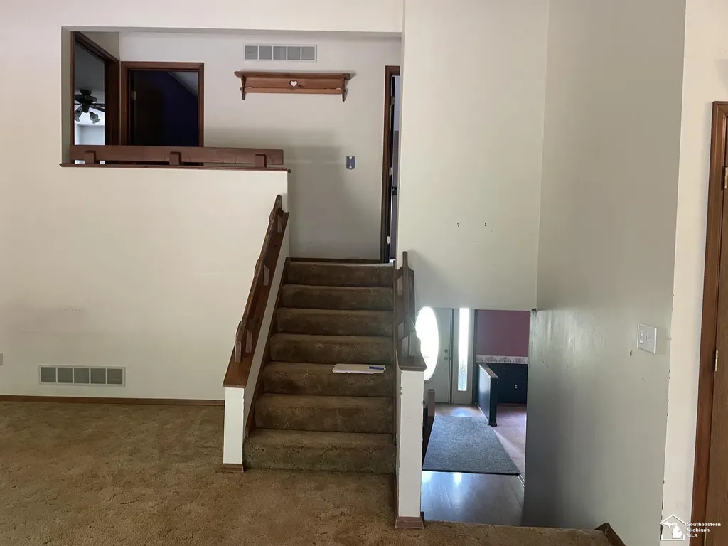 2004 Stoneybrook Lane Bedford Township MI 48182