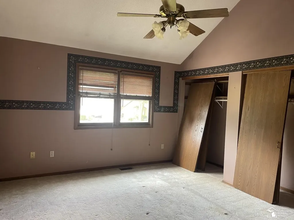2004 Stoneybrook Lane Bedford Township MI 48182