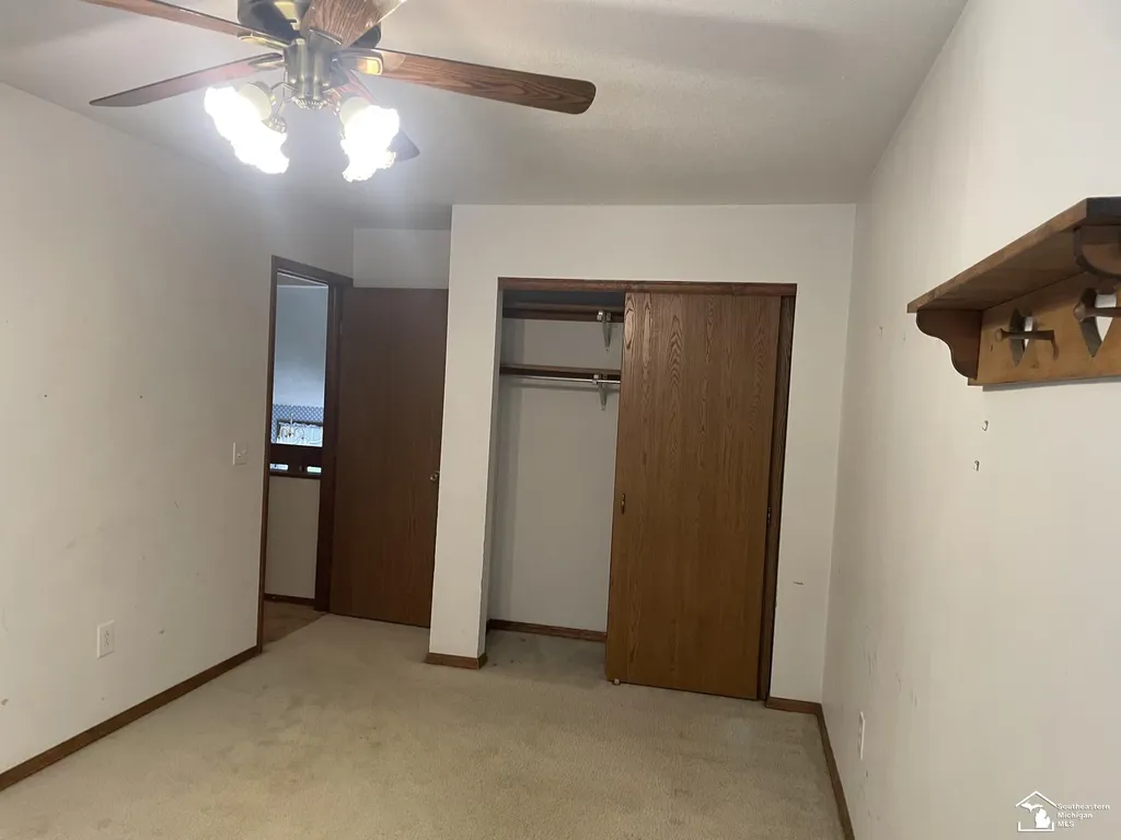 2004 Stoneybrook Lane Bedford Township MI 48182