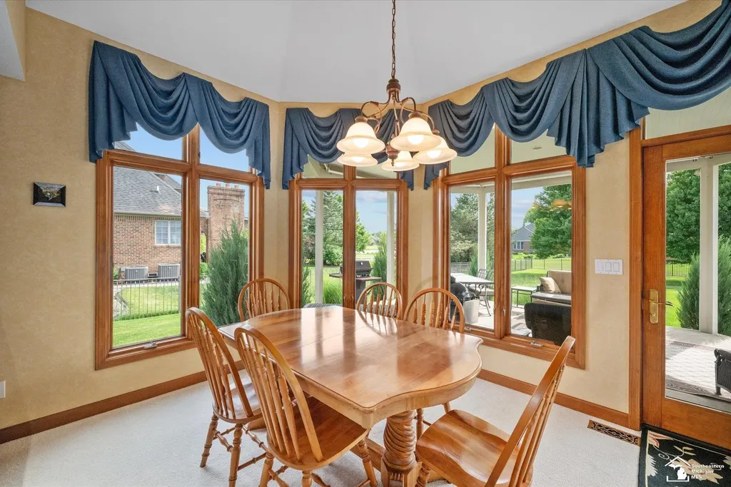 862 Saint James Park Avenue Monroe Charter Township MI 48161