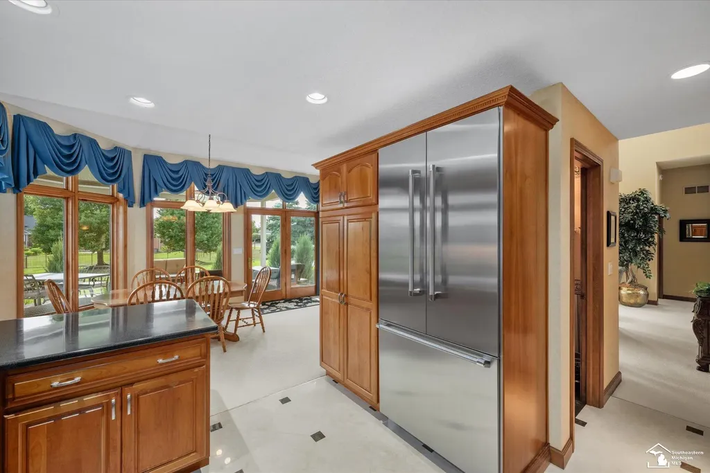 862 Saint James Park Avenue Monroe Charter Township MI 48161