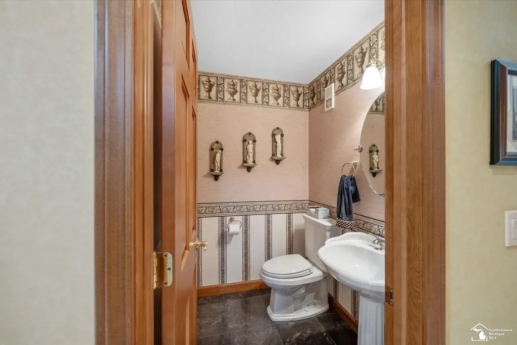 862 Saint James Park Avenue Monroe Charter Township MI 48161