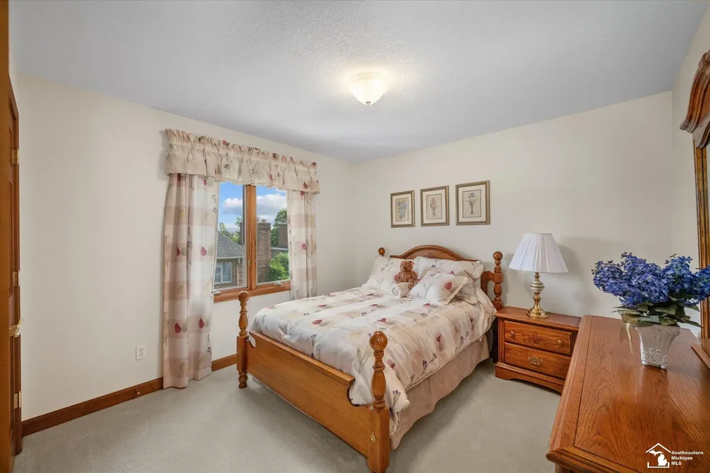 862 Saint James Park Avenue Monroe Charter Township MI 48161