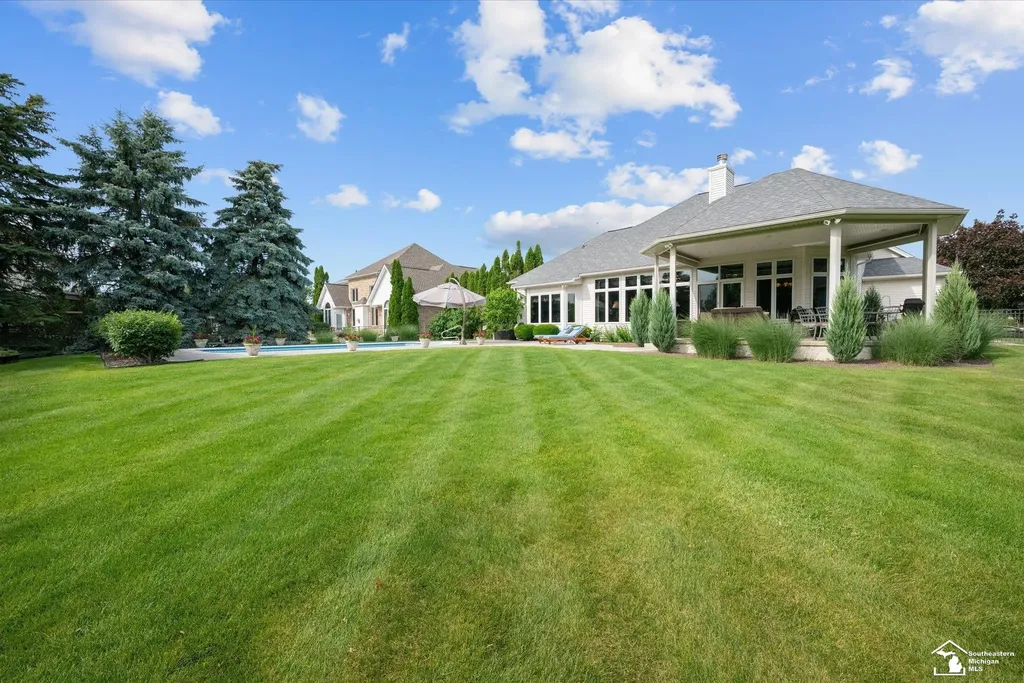 862 Saint James Park Avenue Monroe Charter Township MI 48161