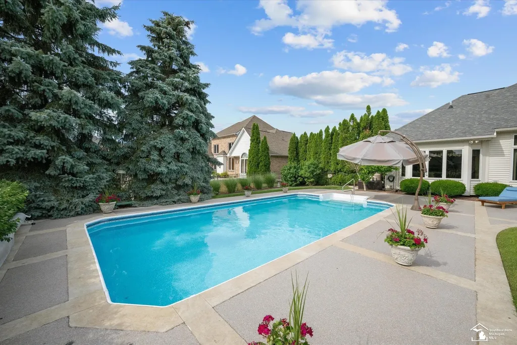862 Saint James Park Avenue Monroe Charter Township MI 48161