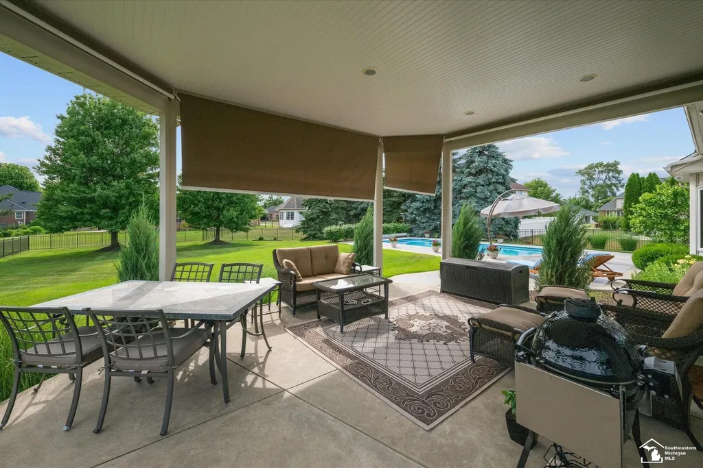 862 Saint James Park Avenue Monroe Charter Township MI 48161