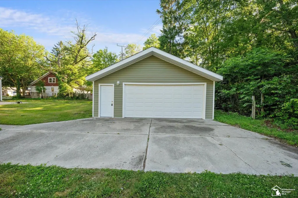 93 N Division Street Petersburg City MI 49270