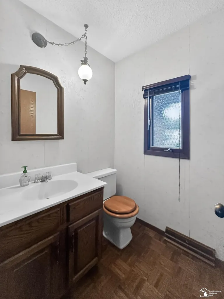 8008 Fox Run Court Bedford Township MI 48182