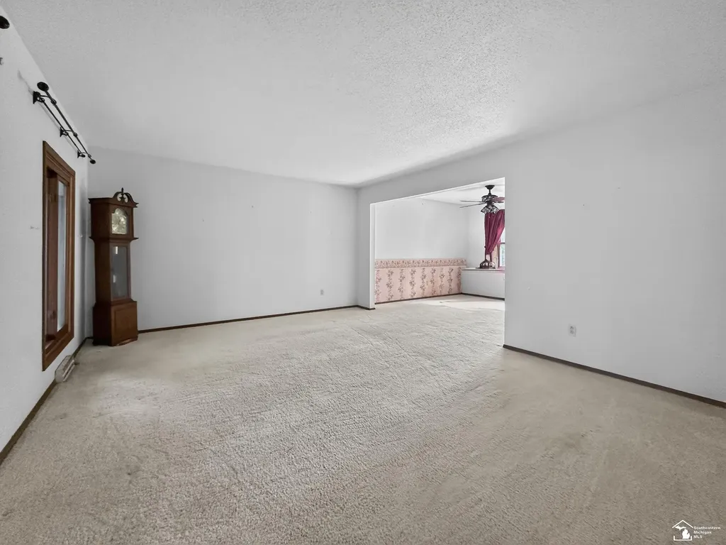 8008 Fox Run Court Bedford Township MI 48182