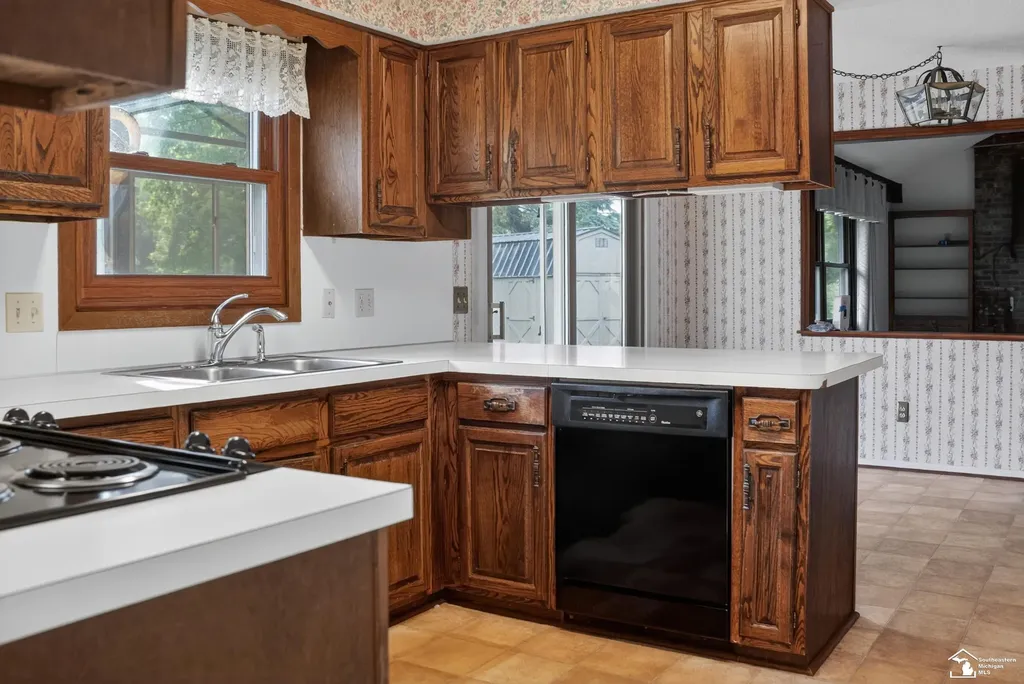 8008 Fox Run Court Bedford Township MI 48182
