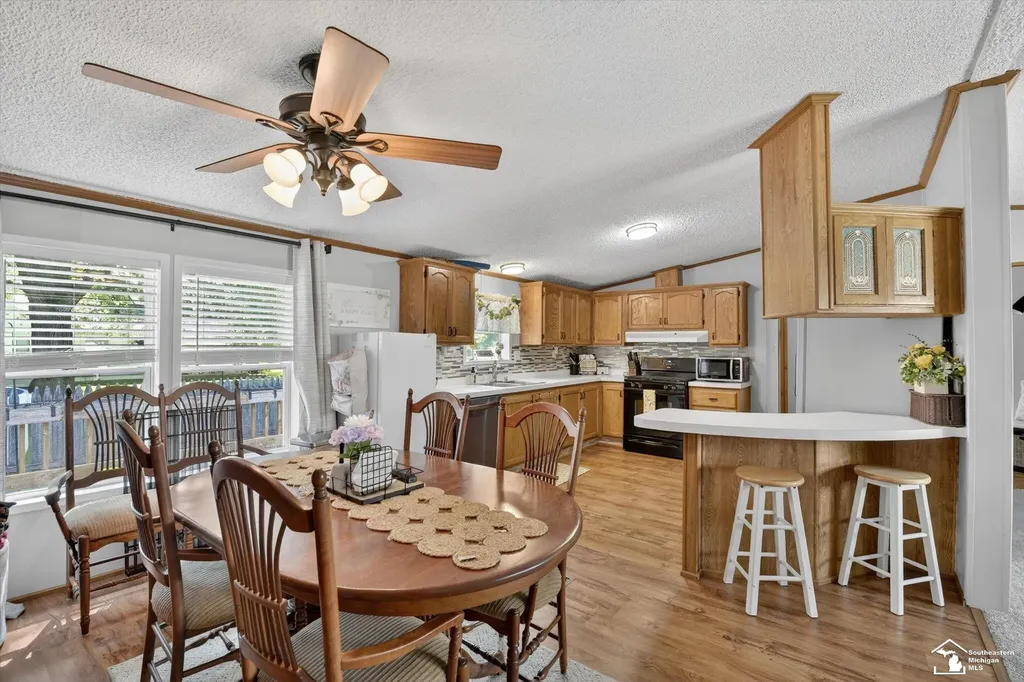 1070 Cherry Road Bedford Township MI 48182