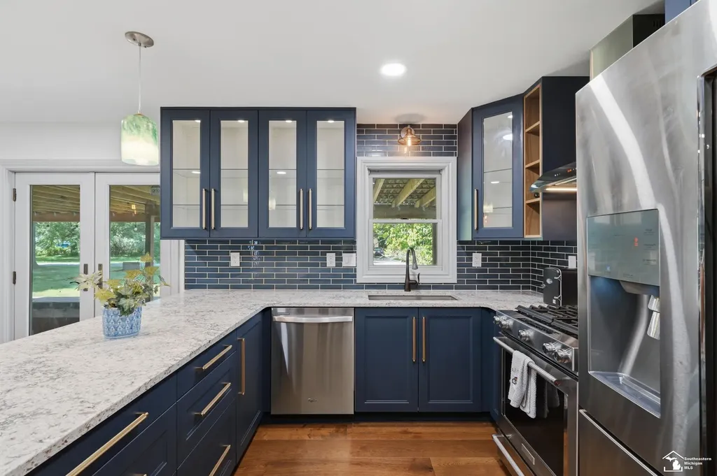 3484 Lakeshore Drive Frenchtown Township MI 48162