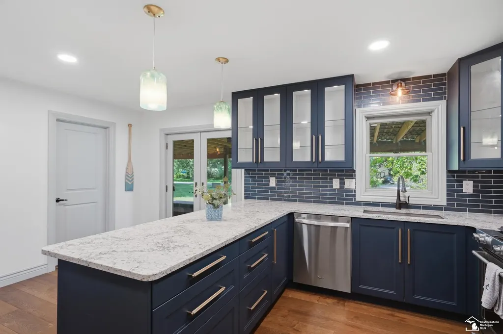 3484 Lakeshore Drive Frenchtown Township MI 48162