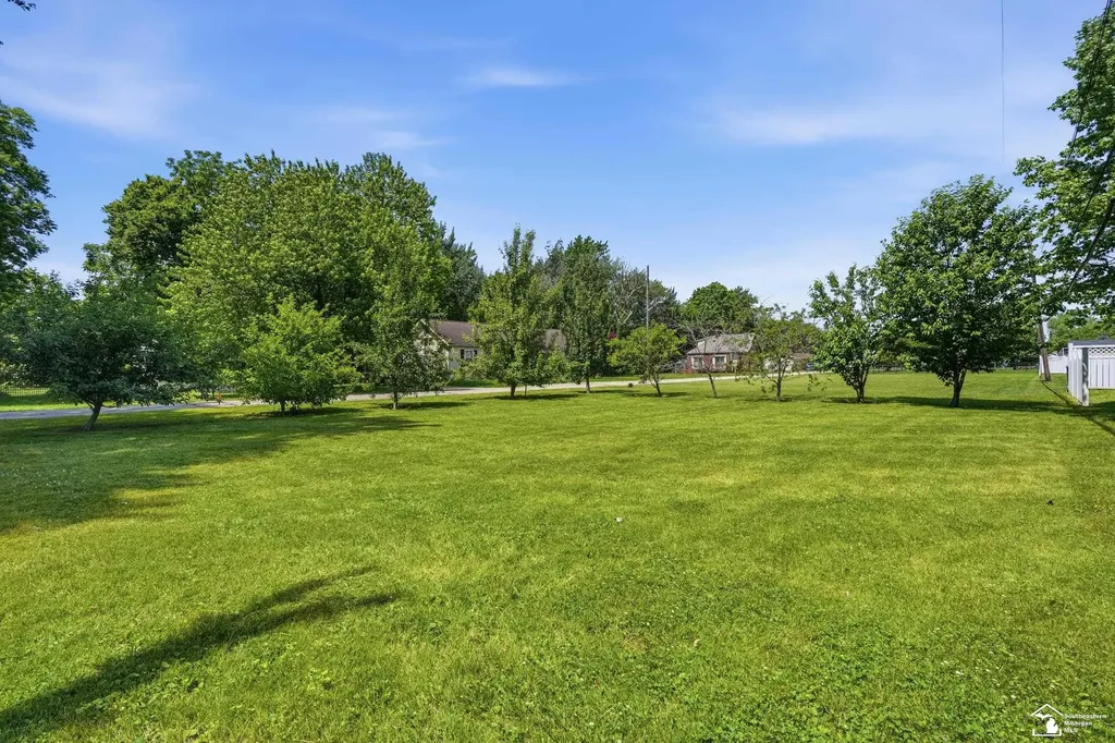 3484 Lakeshore Drive Frenchtown Township MI 48162