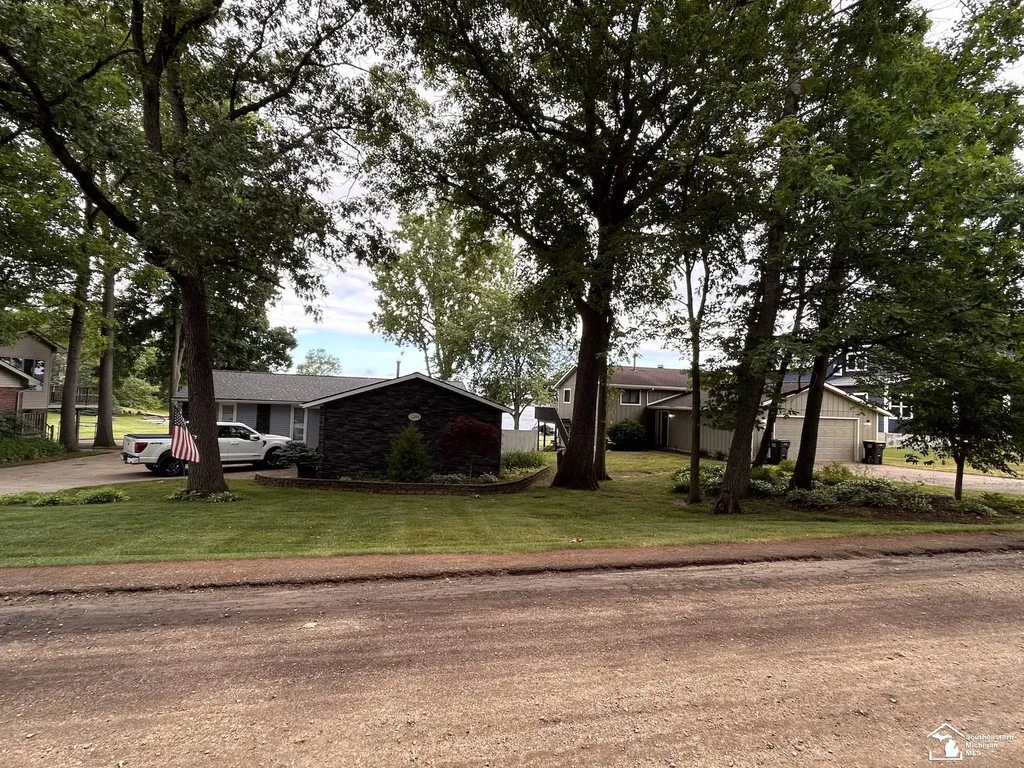 12893 Kelley Road Columbia Township MI 49230