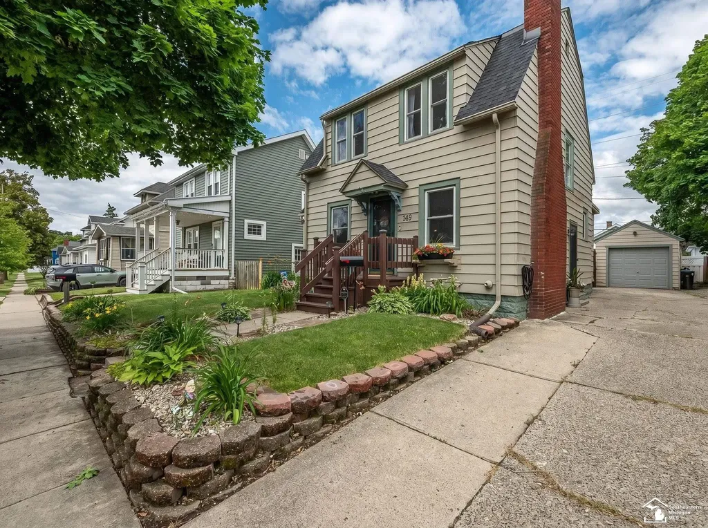 149 Michigan Avenue Monroe City MI 48162