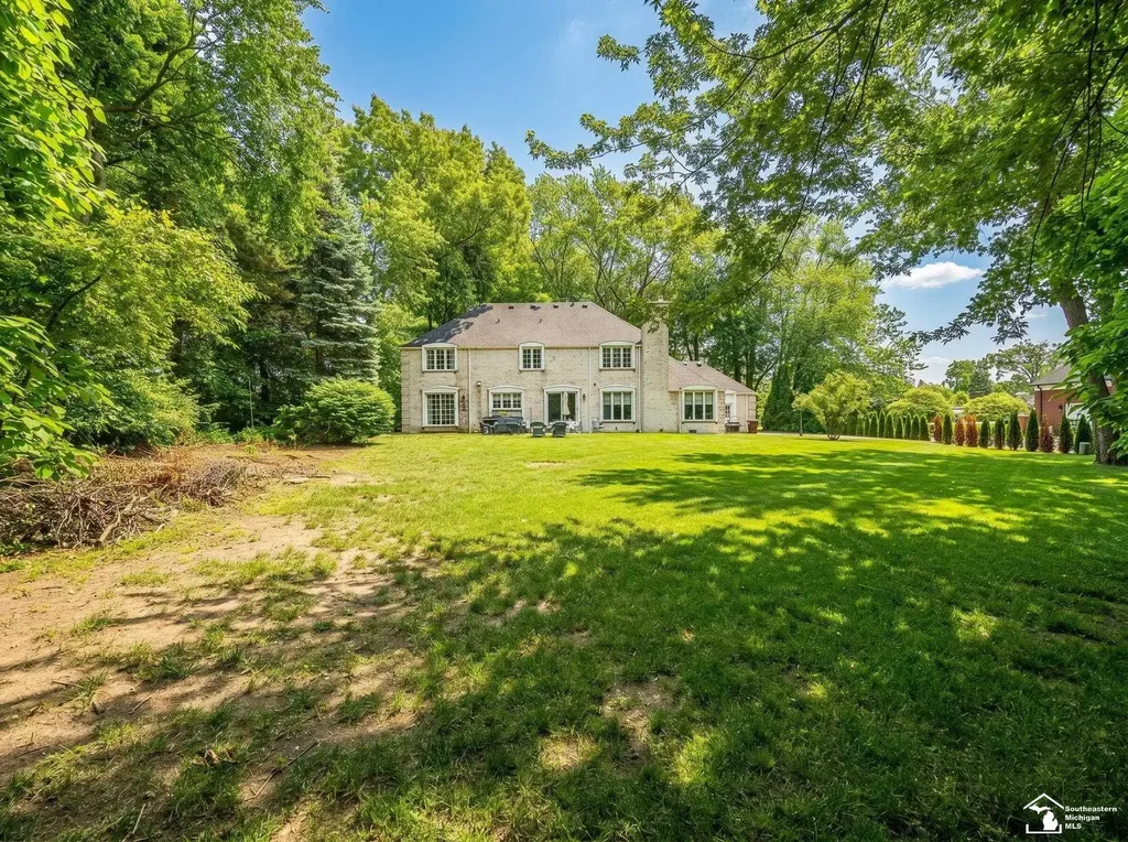 1065 Hollywood Drive Monroe City MI 48162