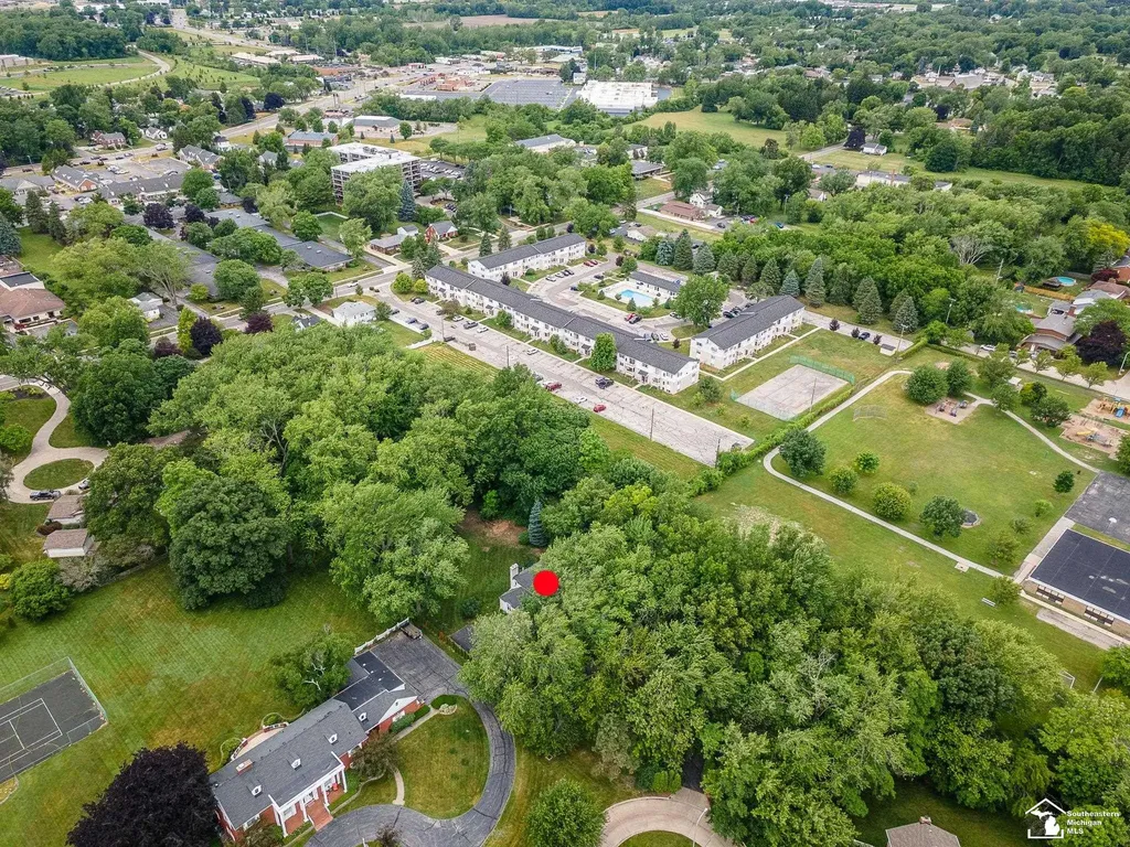 1065 Hollywood Drive Monroe City MI 48162
