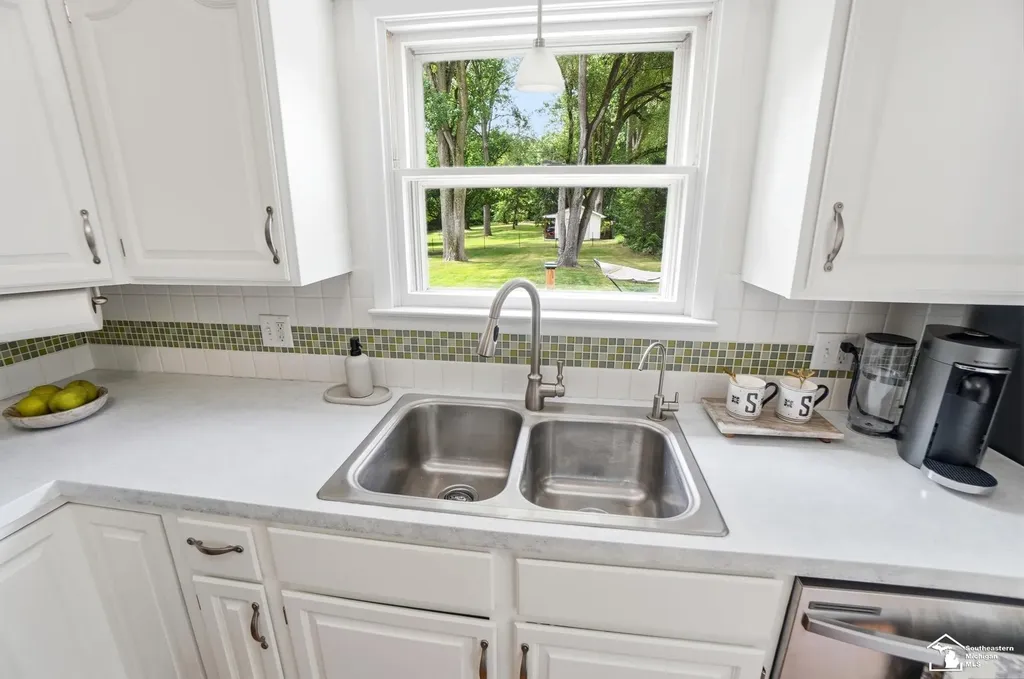 4021 Section Road Bedford Township MI 48144