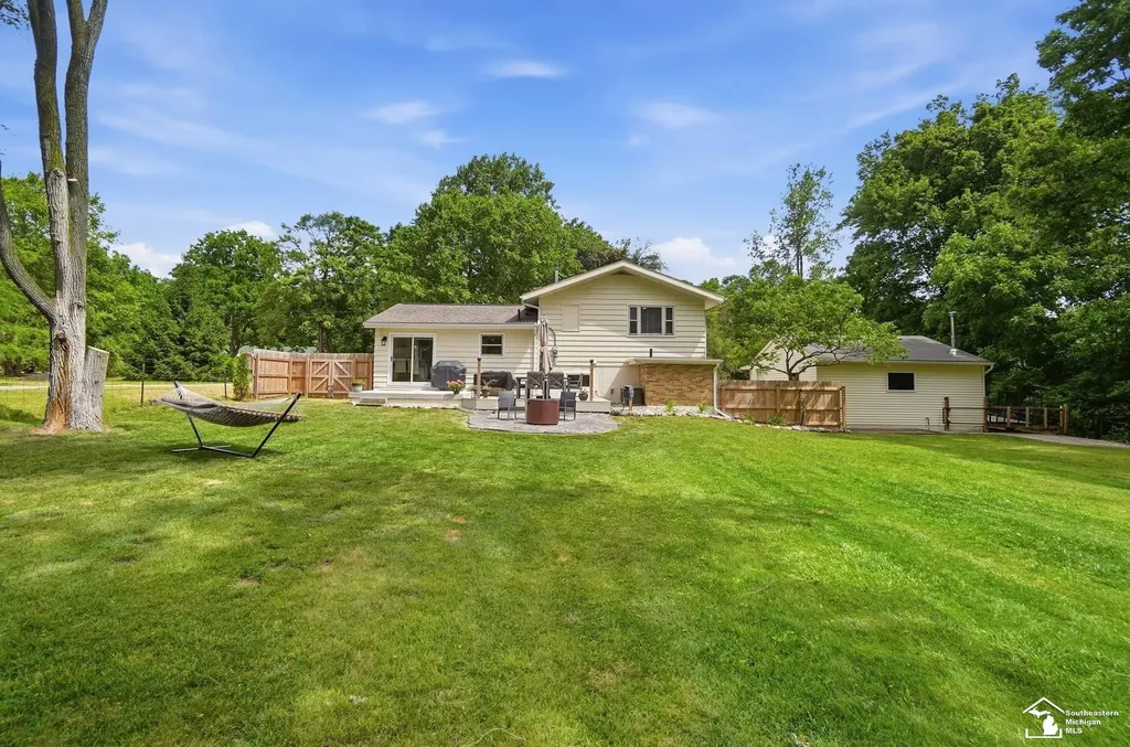 4021 Section Road Bedford Township MI 48144